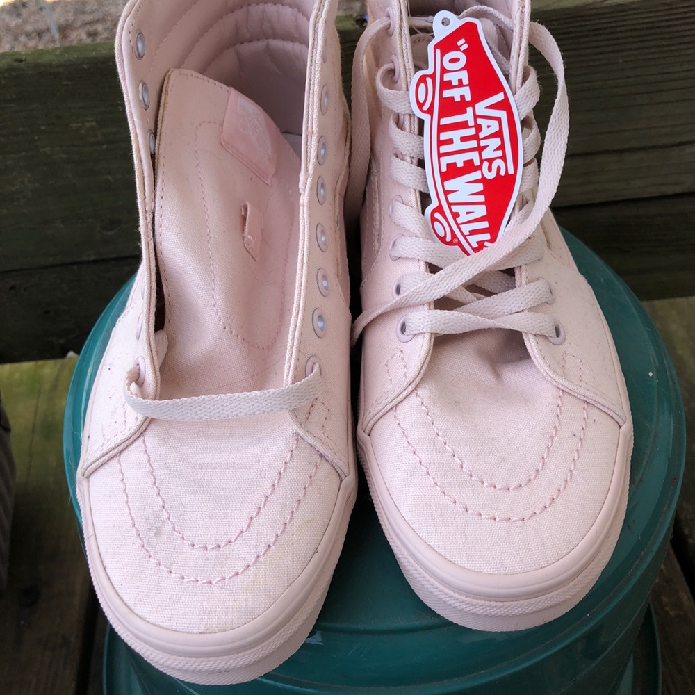 NWT Baby Pink VANS Hi-Tops